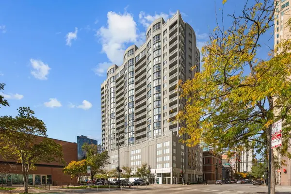 600 N Dearborn ST #1508, Chicago, IL 60654