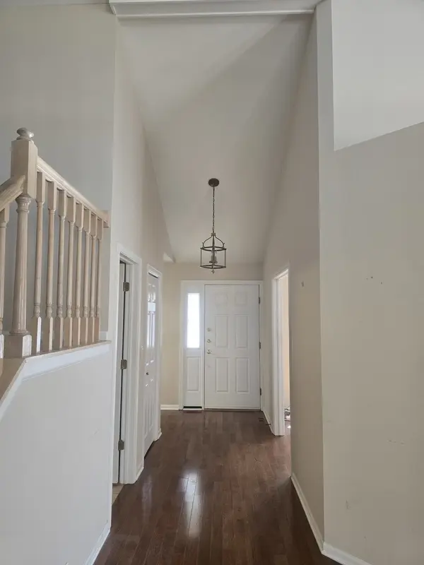 913 FOUNTAIN VIEW DR, Deerfield, IL 60015