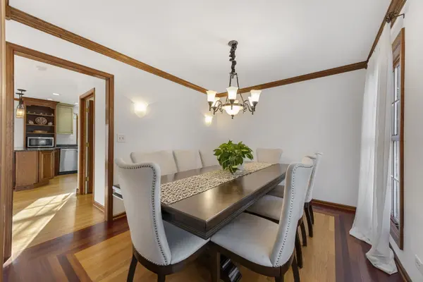 1132 Chateaugay AVE, Naperville, IL 60540