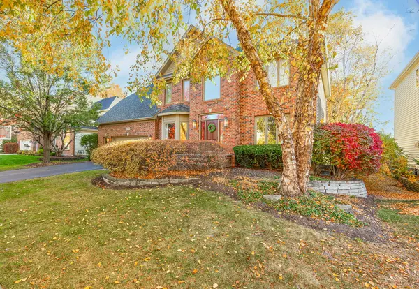 2336 Fox Boro LN, Naperville, IL 60564