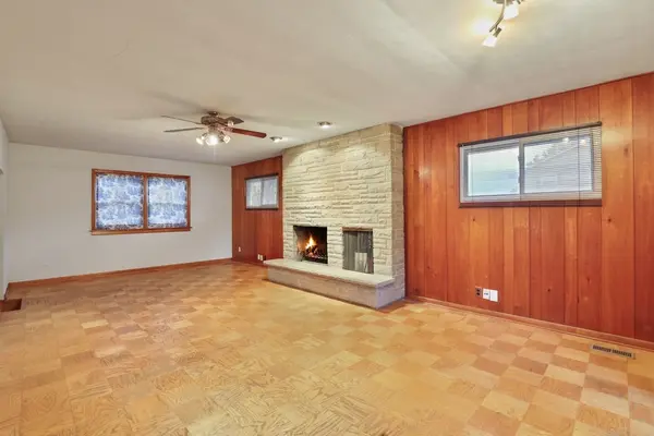 230 5th ST, Downers Grove, IL 60515
