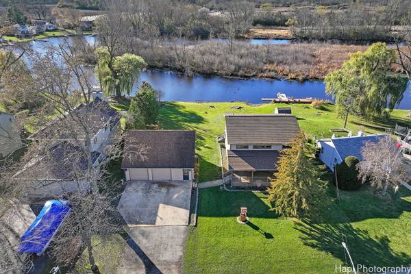 39876 N Circle AVE, Antioch, IL 60002