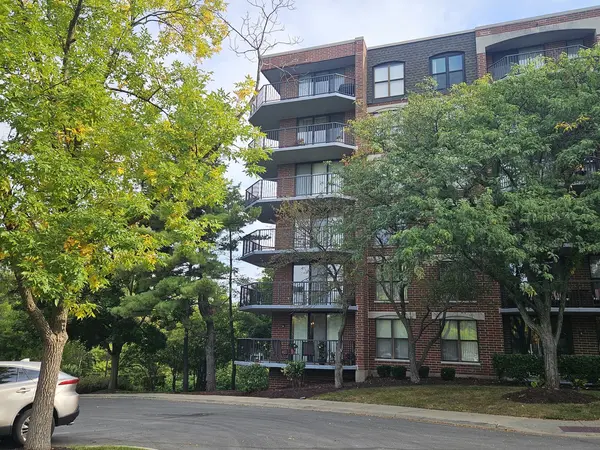 509 Aurora AVE #318, Naperville, IL 60540