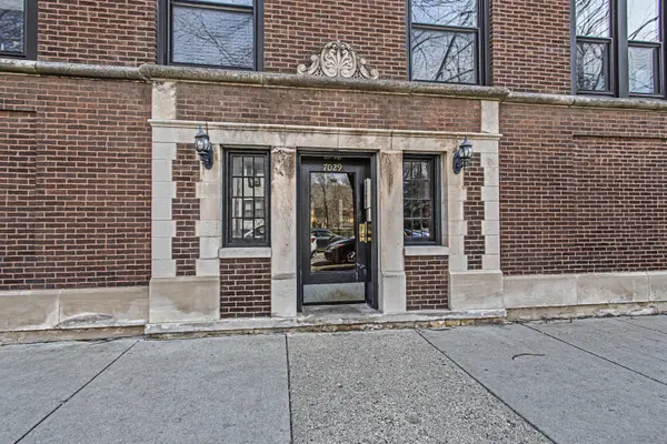 7029 N GREENVIEW AVE #3S, Chicago, IL 60626