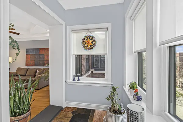 7029 N GREENVIEW AVE #3S, Chicago, IL 60626