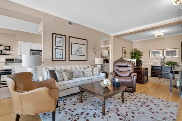 9730 Koch CT #3D, Orland Park, IL 60467