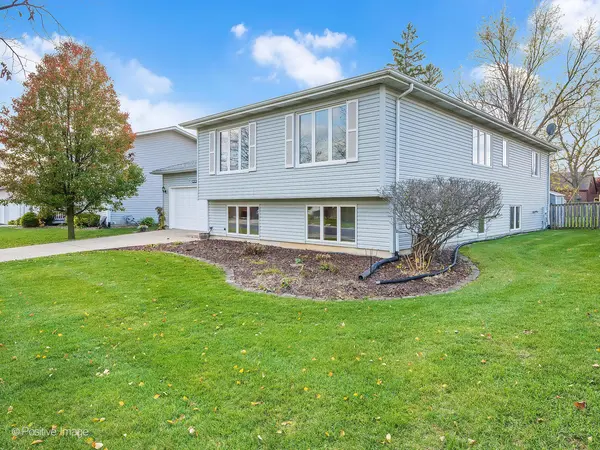 1234 HILLVIEW DR, Lemont, IL 60439
