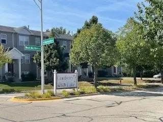 33 W Big Horn DR #33, Hainesville, IL 60073