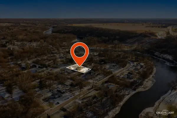 1330 Onaway TRL, Algonquin, IL 60102