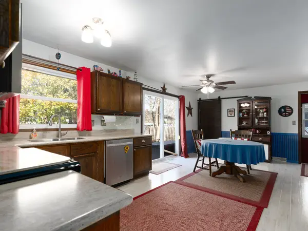 1980 N Fork CIR Elgin, IL 60123