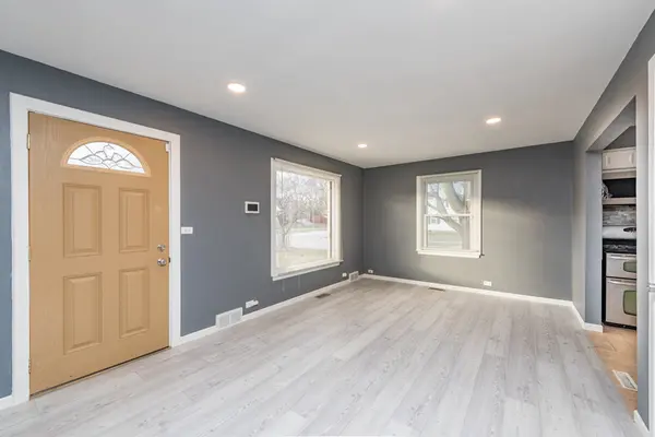 1115 N Berwick BLVD, Waukegan, IL 60085