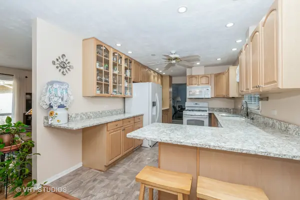 6958 157th ST, Tinley Park, IL 60477