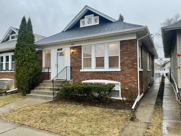 5342 W Warwick AVE, Chicago, IL 60641