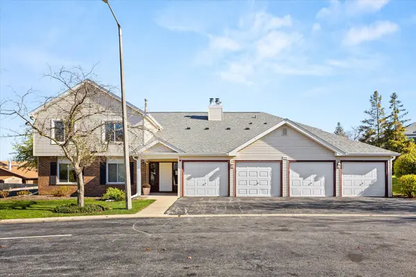7020 Rhodes CT #203, Woodridge, IL 60517
