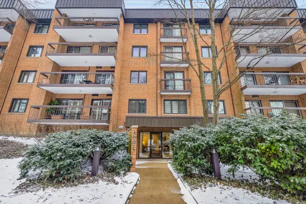 1695 2nd ST #501, Highland Park, IL 60035