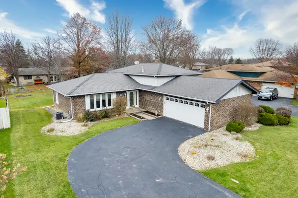 102 Ruggles CT, Orland Park, IL 60467