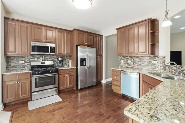 30125 Autumn DR, Beecher, IL 60401