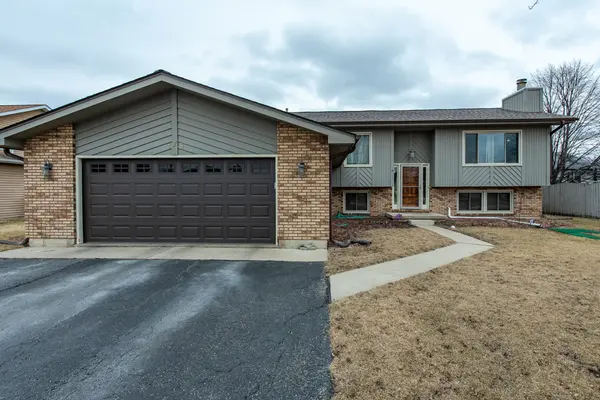 175 Meadow View ST, Antioch, IL 60002
