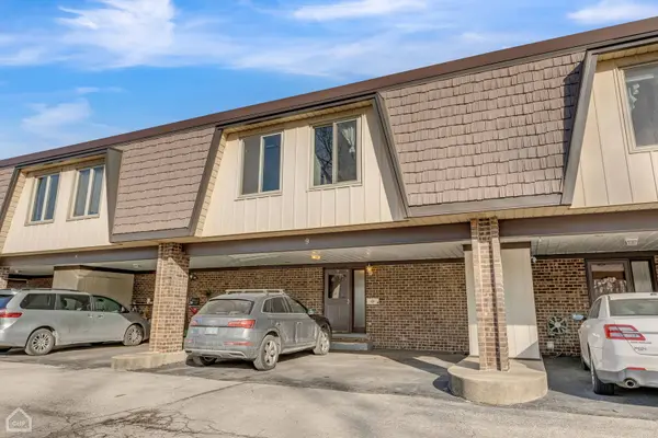 9 COUR MONTREAL, Palos Hills, IL 60465
