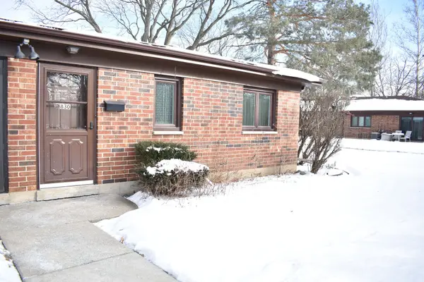 830 N Chicago AVE, Arlington Heights, IL 60005