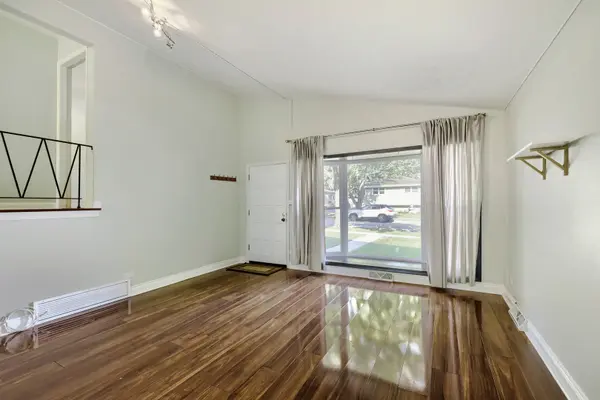 436 N Fulton AVE, Villa Park, IL 60181