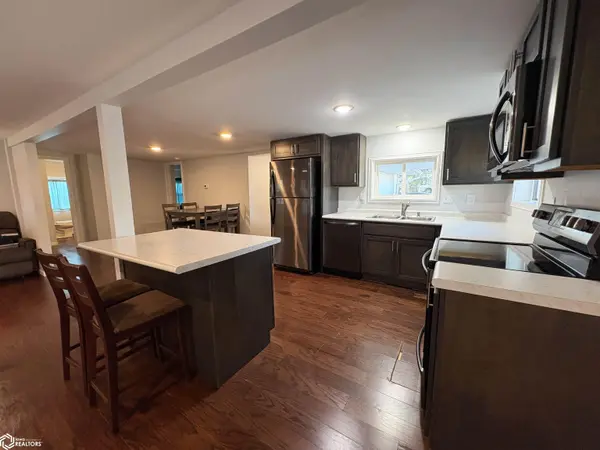 215 E Short ST, Centerville, IA 52544
