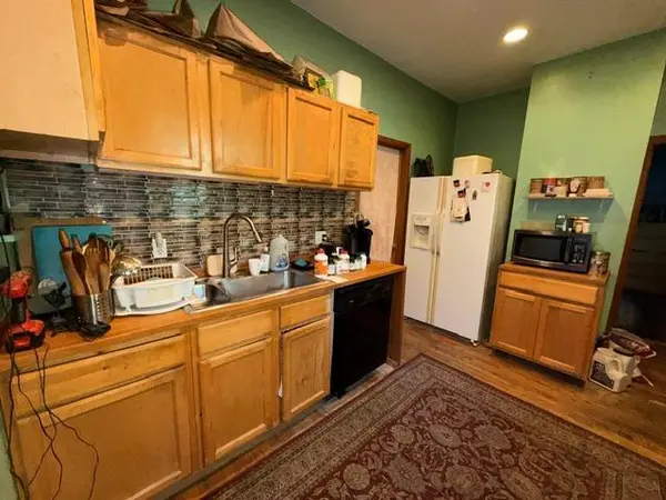 122 W 32nd ST, Minneapolis, MN 55408