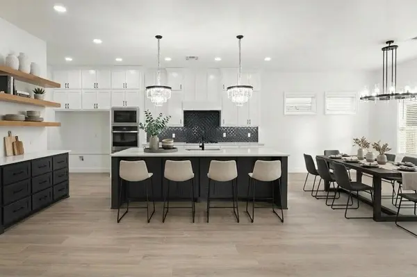 15433 Capri LN, Edmond, OK 73013