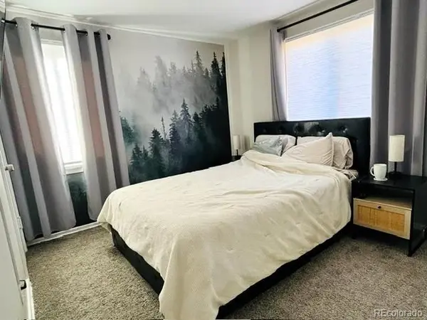 822 Geneva ST, Aurora, CO 80010