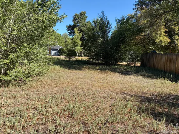 207 5th AVE, Longmont, CO 80501