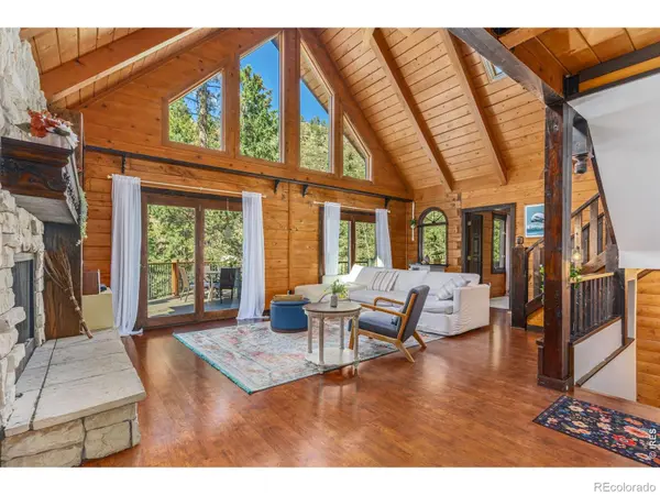 459 Streamside DR, Glen Haven, CO 80532