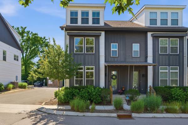 647 Nashua Ln, Nashville, TN 37209