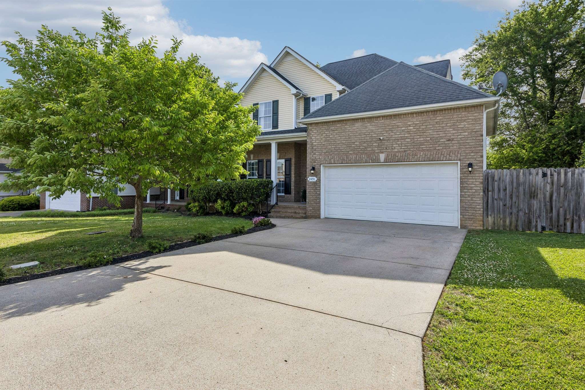 2491 Oak Hill Dr, Murfreesboro, TN 37130