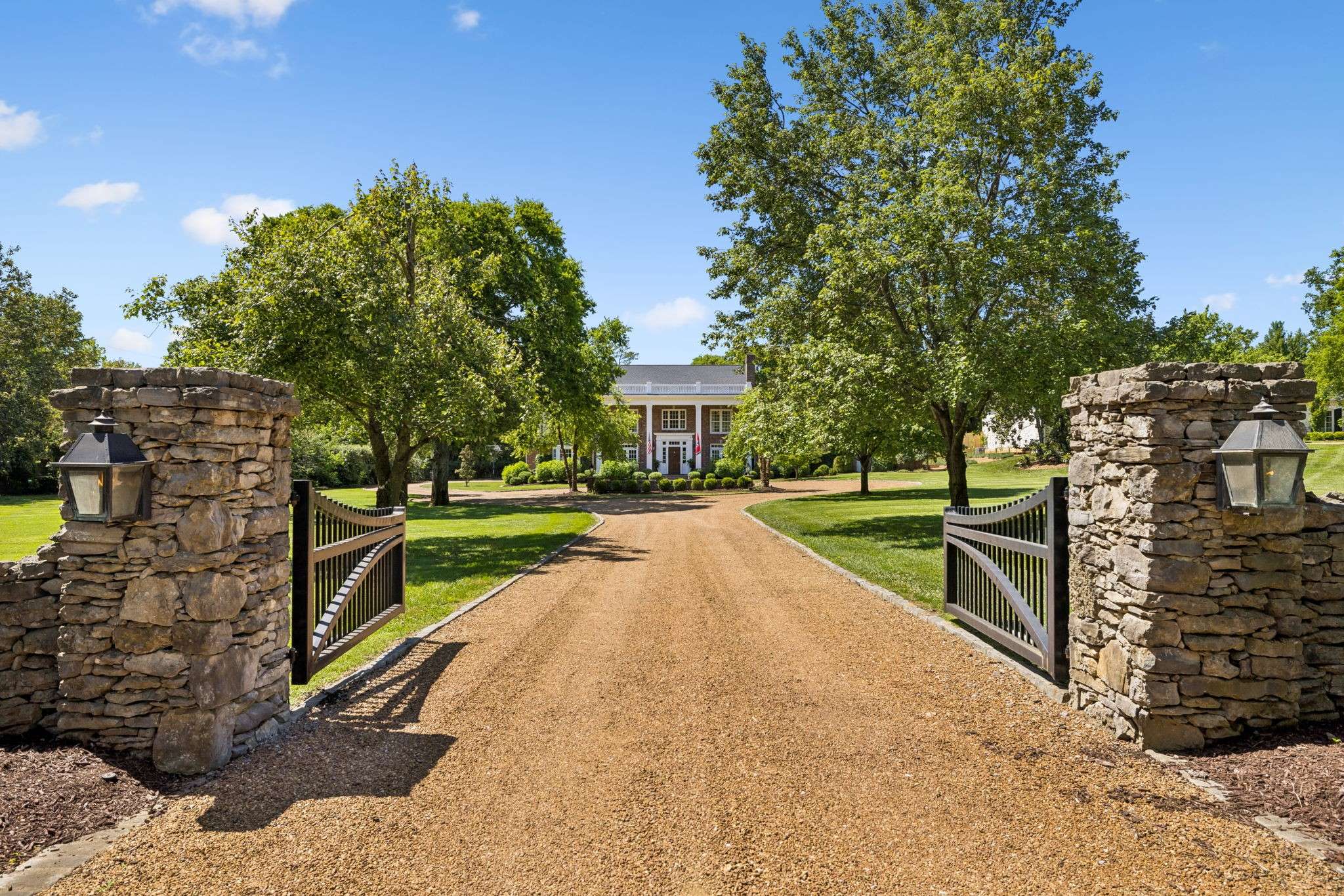 2451 Old Hickory Blvd, Nashville, TN 37221