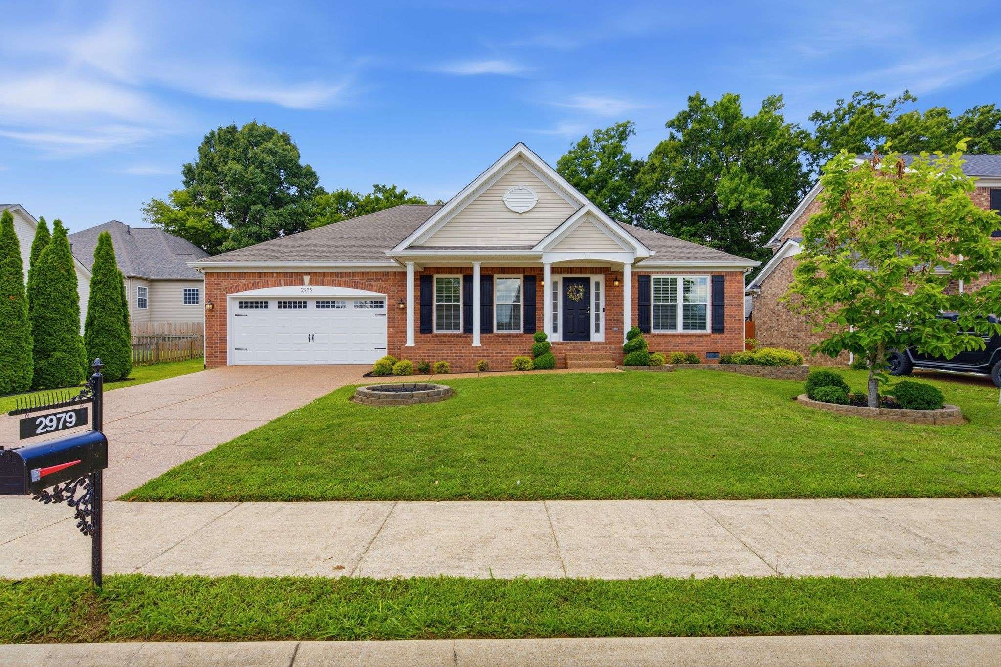 2979 Burtonwood Dr, Spring Hill, TN 37174