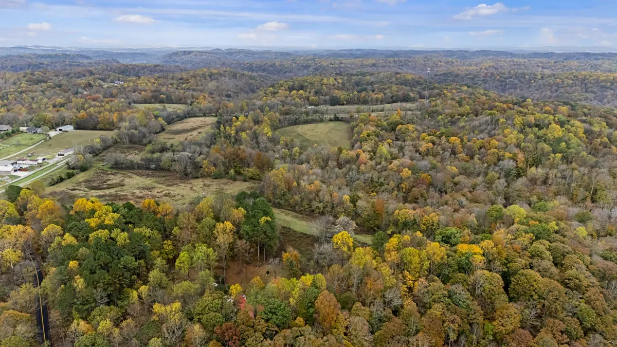 0 Ben Albert Rd, Cottontown, TN 37048
