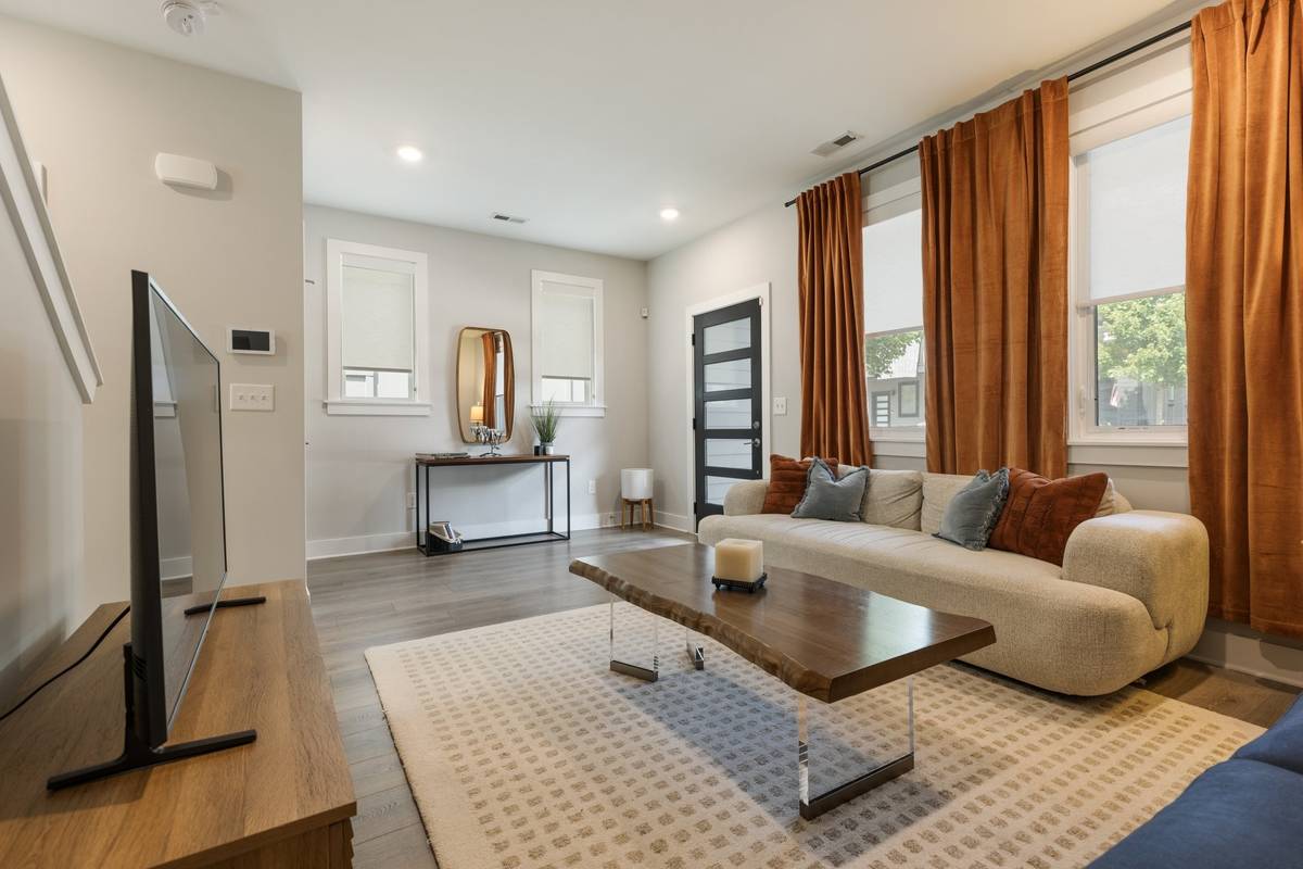 801 Cherokee Ave #6, Nashville, TN 37207