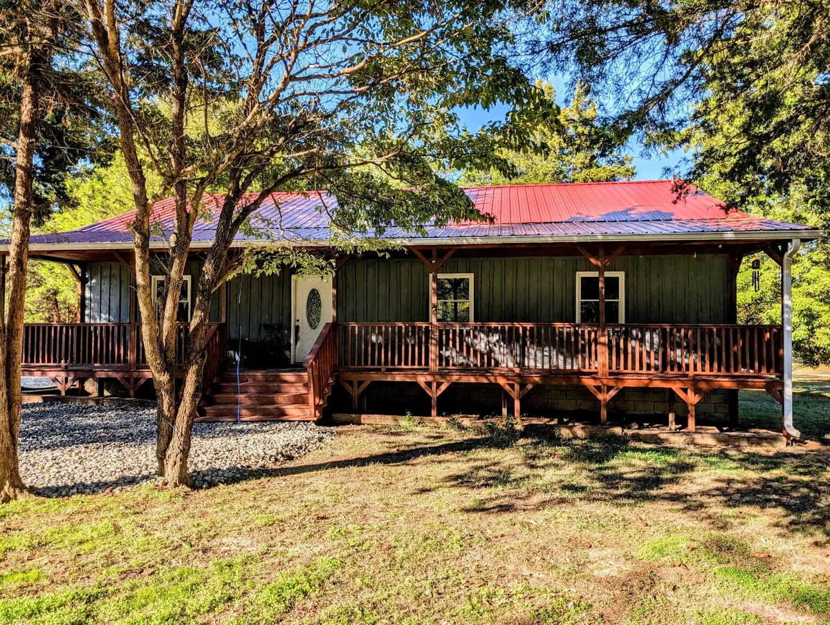 10502 Back Piney Rd, Bon Aqua, TN 37025