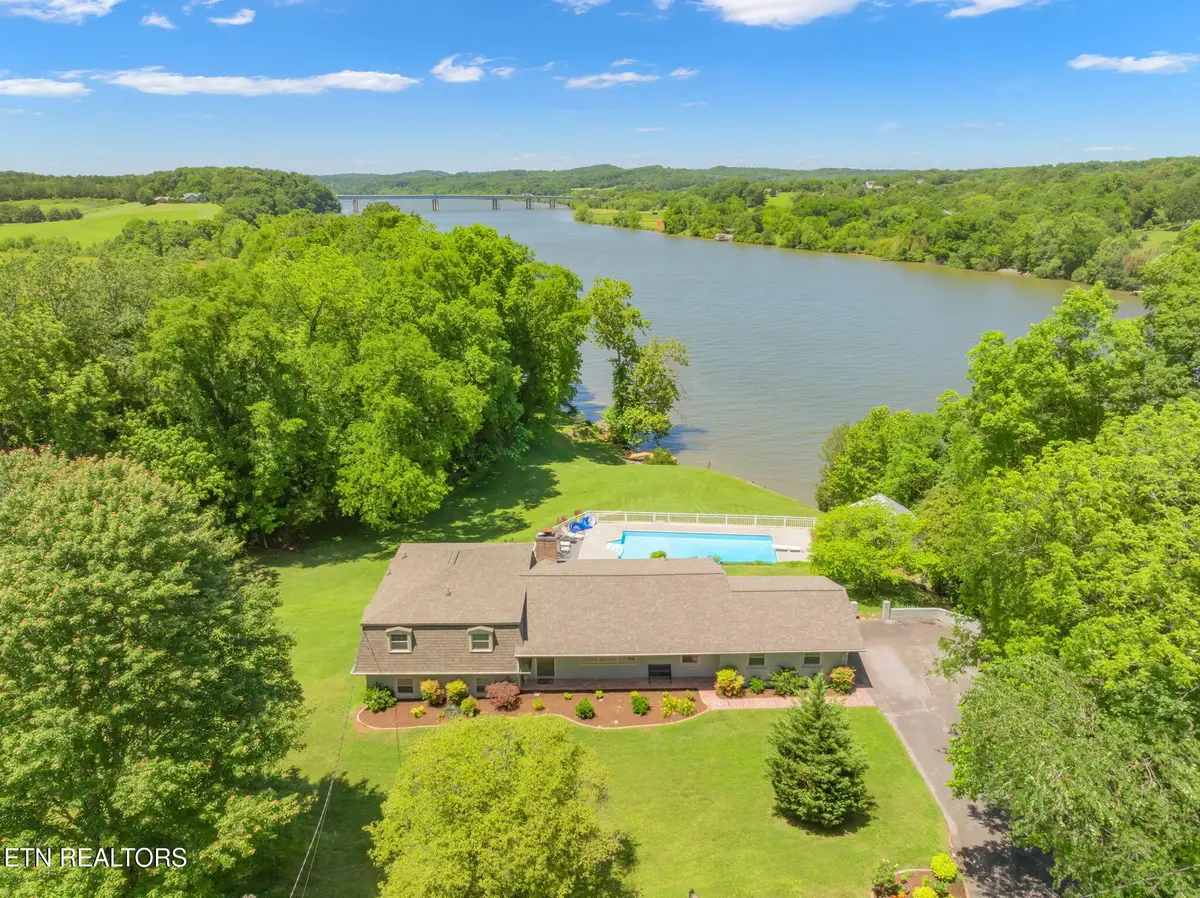805 Butler Drive, Loudon, TN 37774