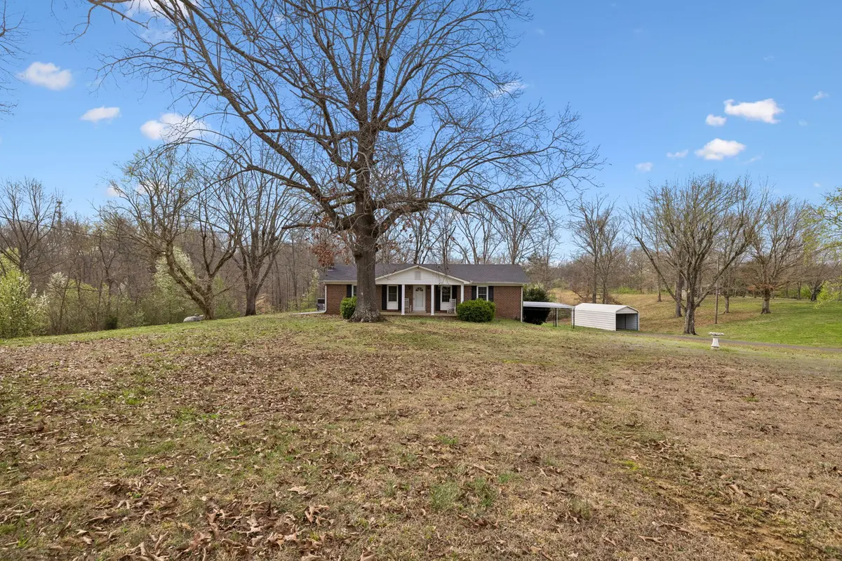 3335 Hill Town Rd, Santa Fe, TN 38482