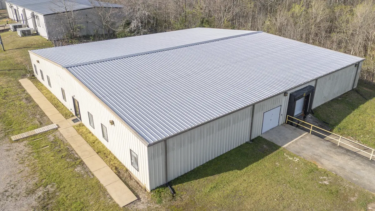 407 Arendall St, Adamsville, TN 38310