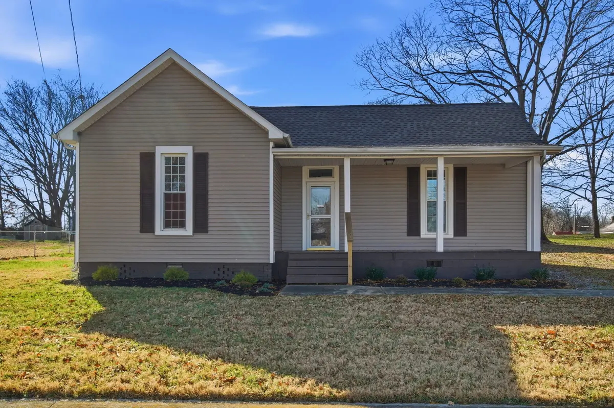 204 Winters St, Adams, TN 37010