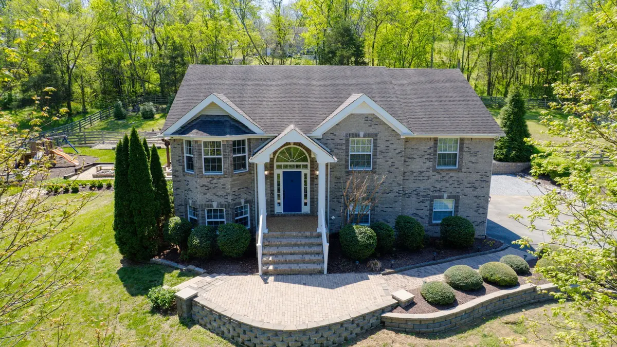 1759 VP Lunn Dr, Spring Hill, TN 37174