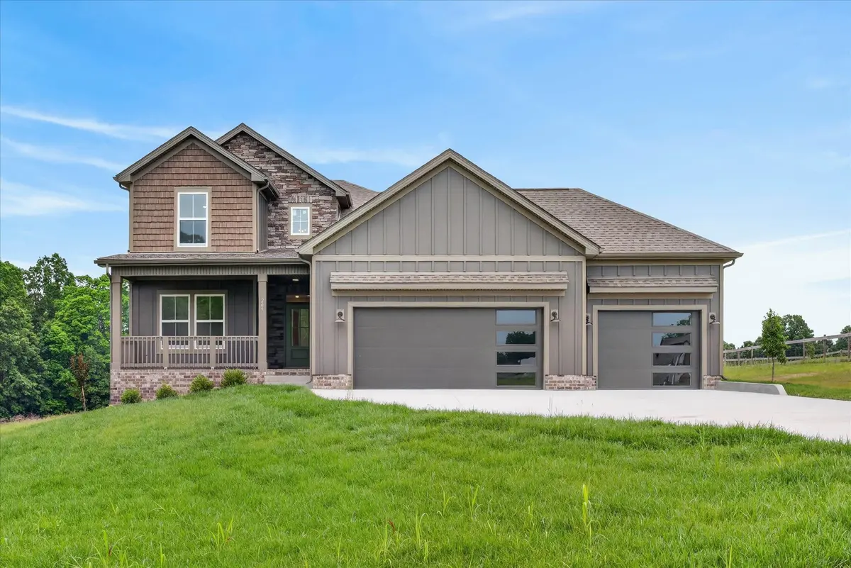 209 Lewis Grant Ln, Southside, TN 37171