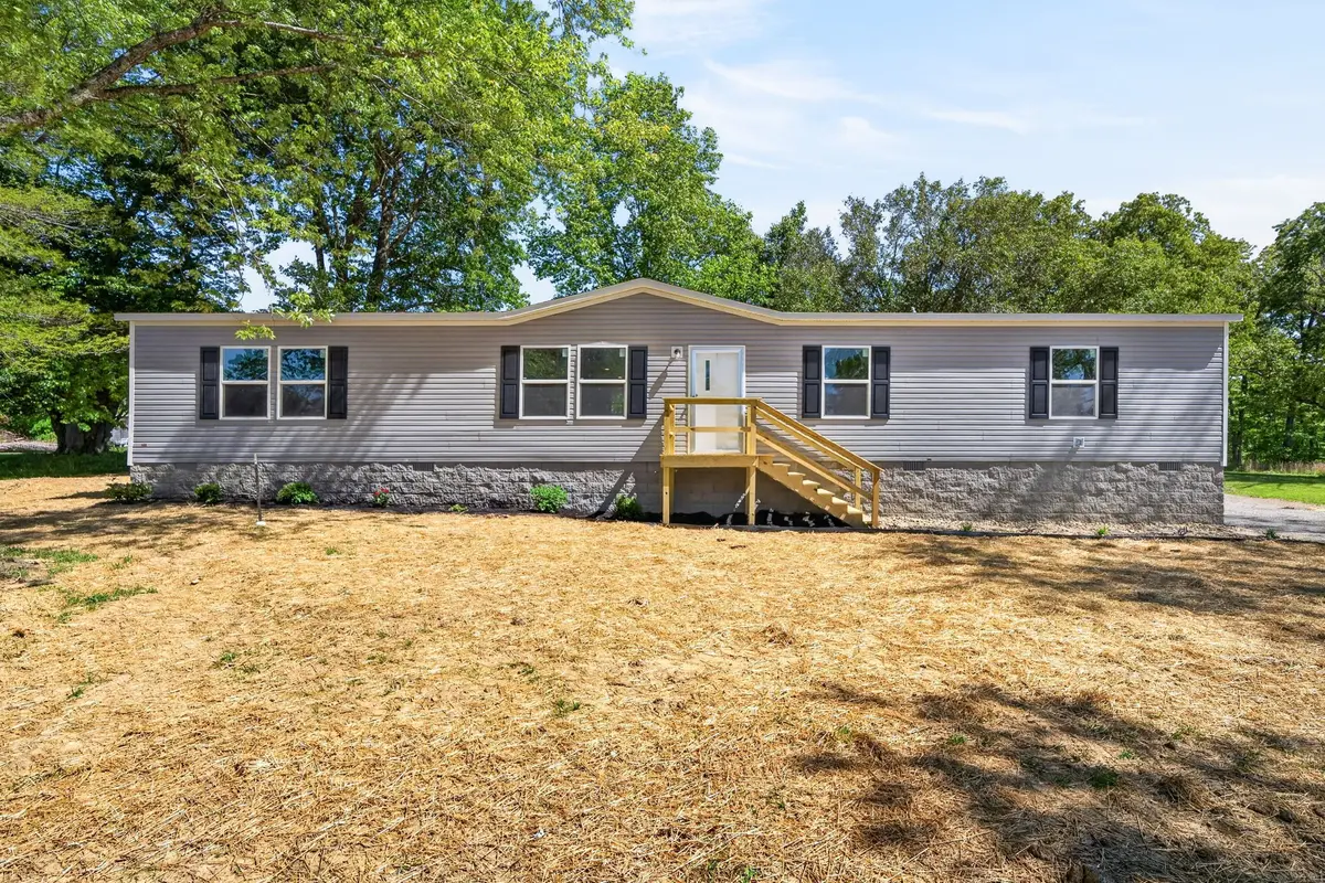 117 Doober Ln, Sparta, TN 38583