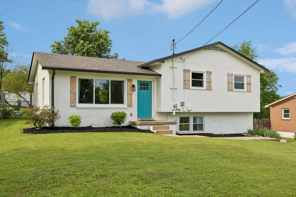 106 Gardendale Dr, Columbia, TN 38401