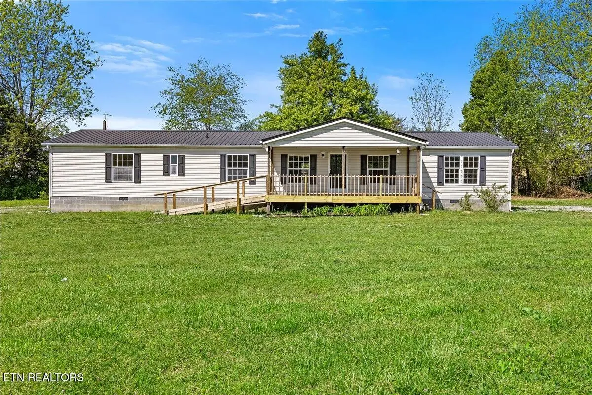 5009 New Highway 68, Madisonville, TN 37354