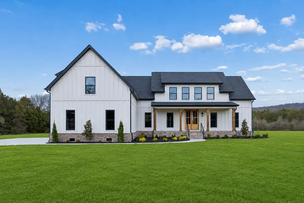 9665 McKee Rd, Lascassas, TN 37085