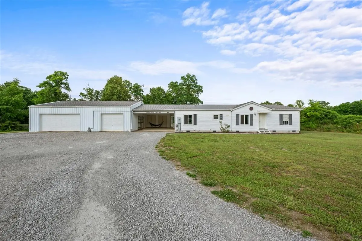 289 Cedar Park Dr, Centerville, TN 37033