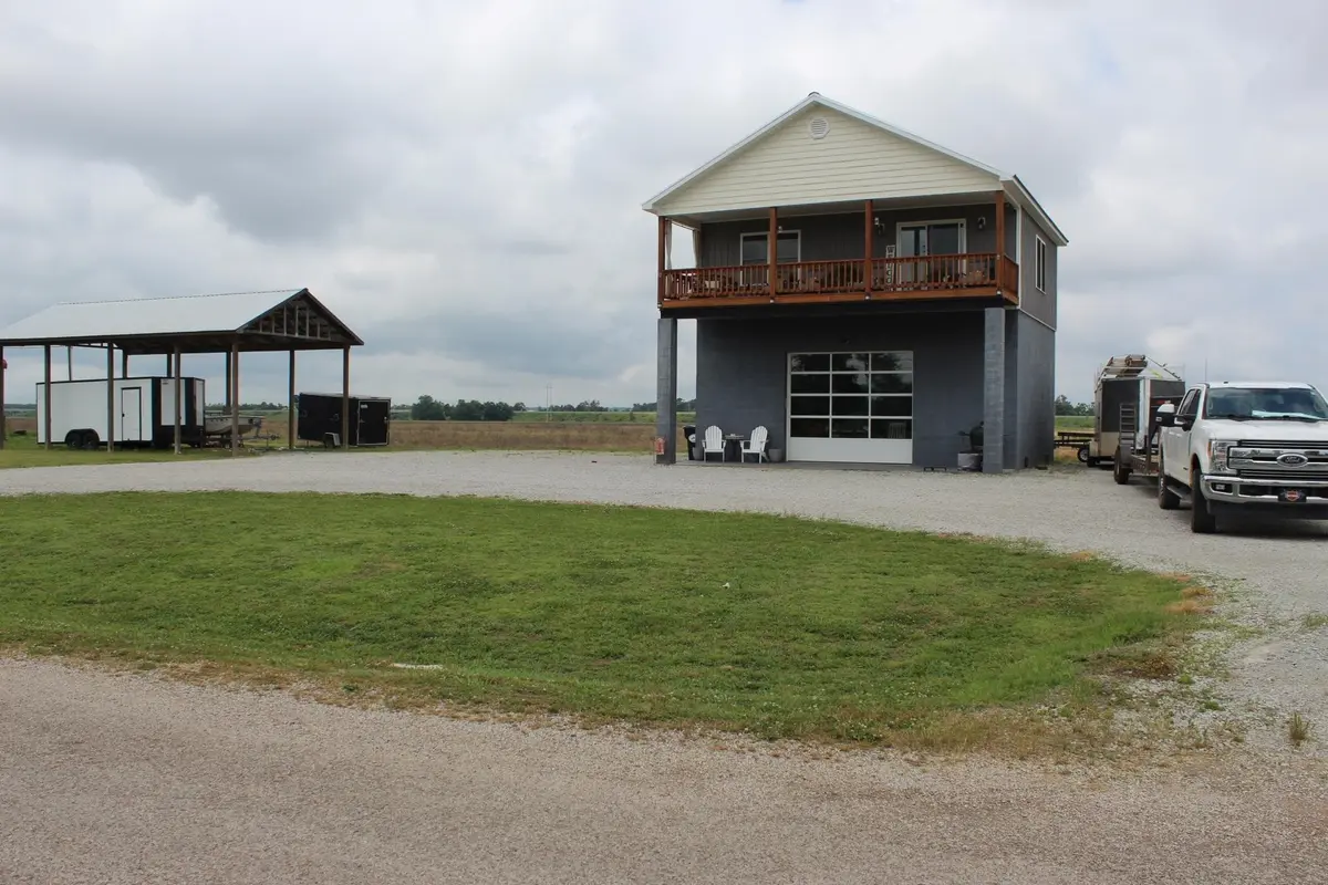 2355 CATFISH LANE LN, Crump, TN 38327